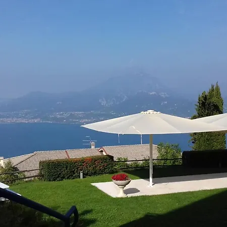 Hotel Laguna