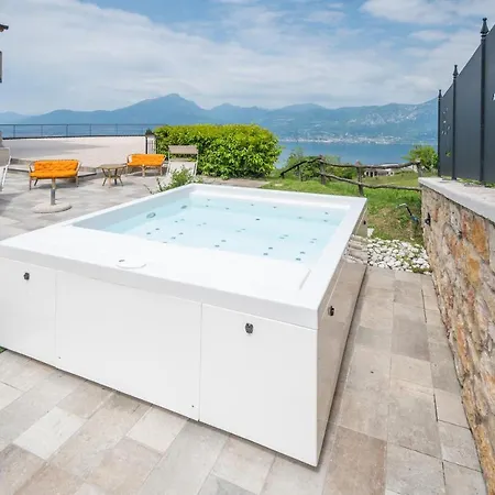 Laguna 3* Pai